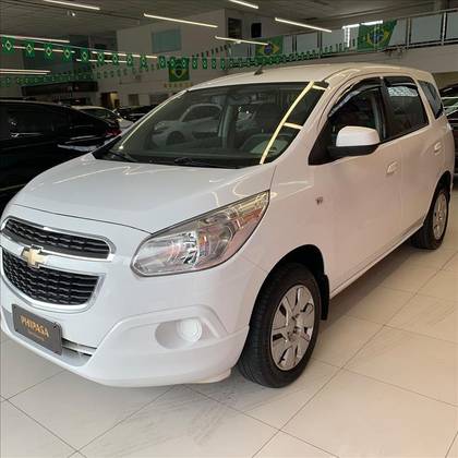 CHEVROLET SPIN 1.8 LT 8V FLEX 4P MANUAL CHEVROLET SPIN 1.8 LT 8V FLEX 4P MANUAL